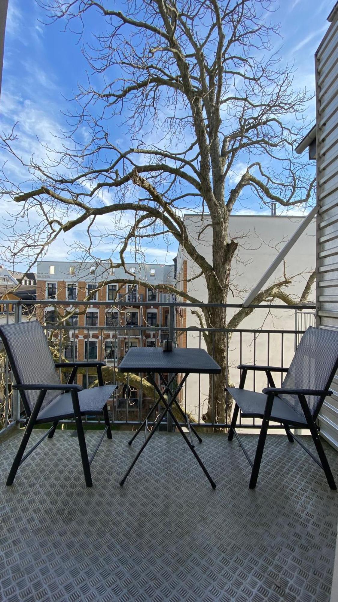 Chez Amis Arena Apartment Leipzig Bagian luar foto